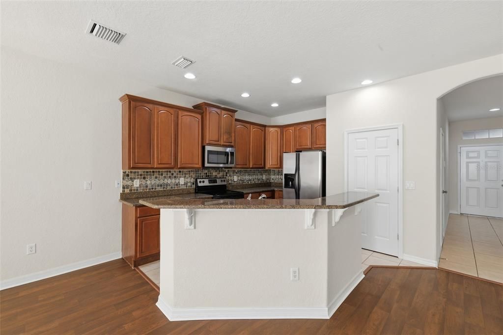 For Sale: $260,000 (3 beds, 2 baths, 1706 Square Feet)