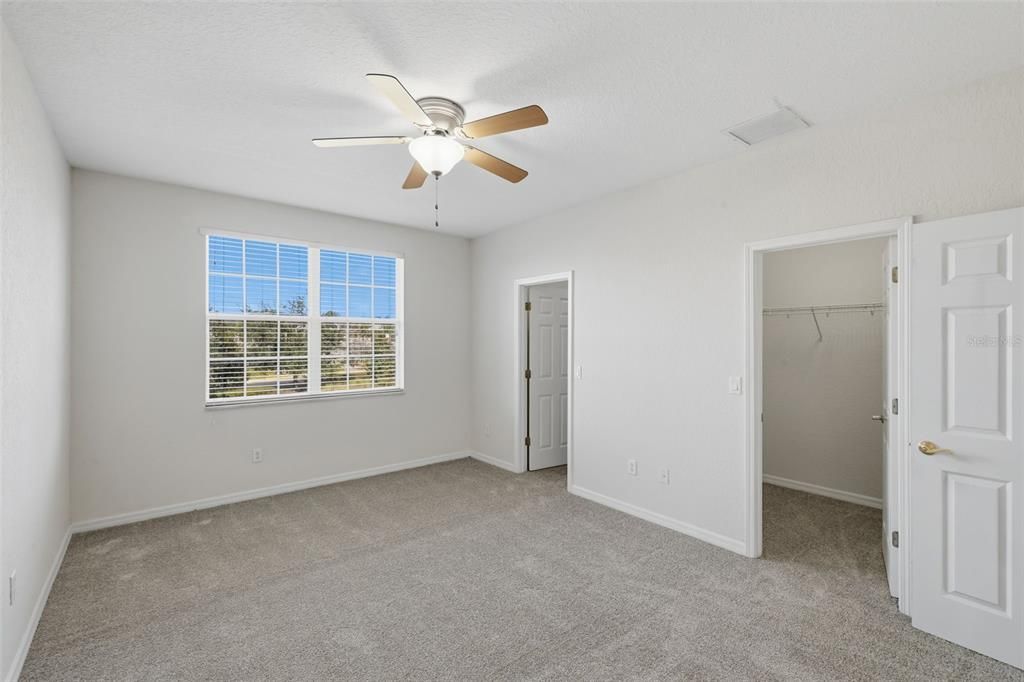 For Sale: $260,000 (3 beds, 2 baths, 1706 Square Feet)