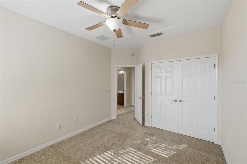 For Sale: $260,000 (3 beds, 2 baths, 1706 Square Feet)