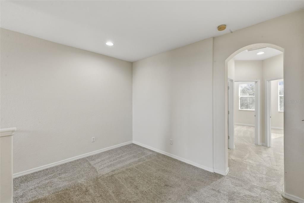 For Sale: $260,000 (3 beds, 2 baths, 1706 Square Feet)