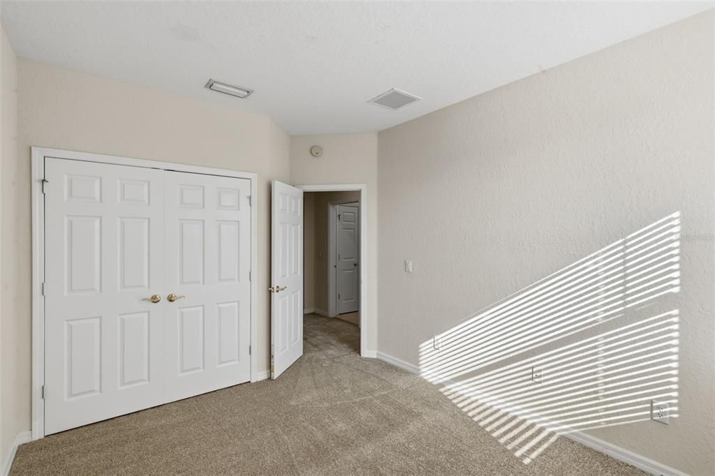 For Sale: $260,000 (3 beds, 2 baths, 1706 Square Feet)