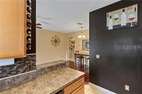 For Rent: $1,750 (2 beds, 2 baths, 1203 Square Feet)