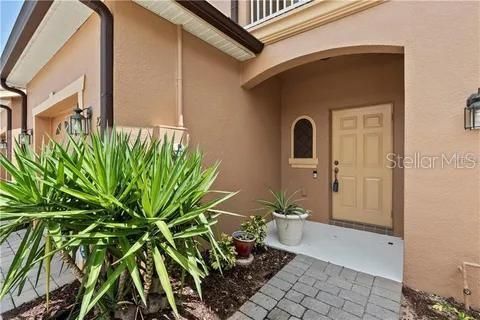 For Rent: $1,750 (2 beds, 2 baths, 1203 Square Feet)