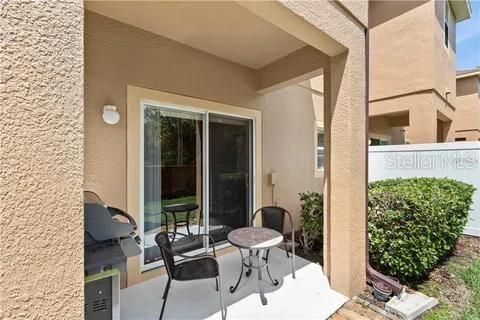 For Rent: $1,750 (2 beds, 2 baths, 1203 Square Feet)