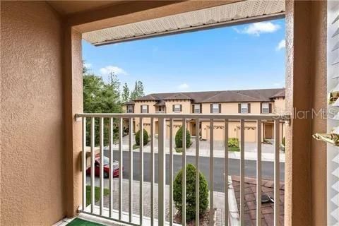 For Rent: $1,750 (2 beds, 2 baths, 1203 Square Feet)