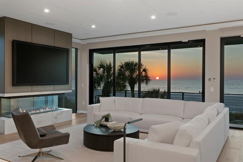 待售: $13,900,000 (8 贝兹, 8 浴室, 9271 平方英尺)