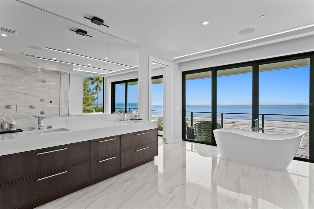 待售: $13,900,000 (8 贝兹, 8 浴室, 9271 平方英尺)