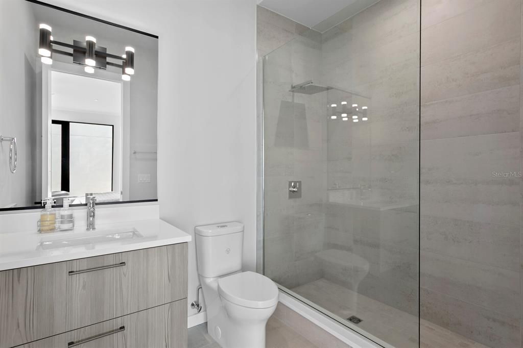 待售: $13,900,000 (8 贝兹, 8 浴室, 9271 平方英尺)