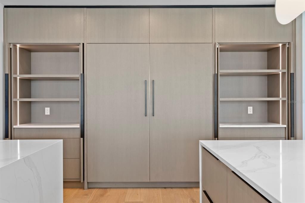 待售: $13,900,000 (8 贝兹, 8 浴室, 9271 平方英尺)