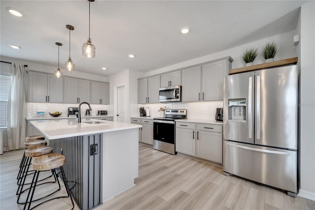 For Sale: $620,000 (4 beds, 3 baths, 2344 Square Feet)