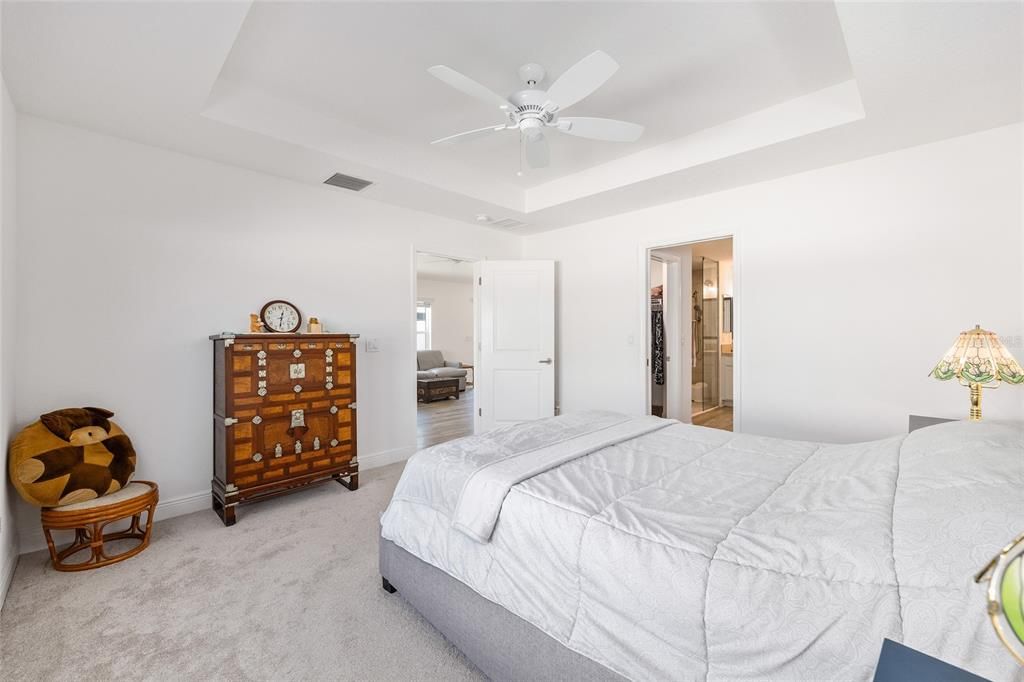 For Sale: $379,000 (3 beds, 2 baths, 1499 Square Feet)