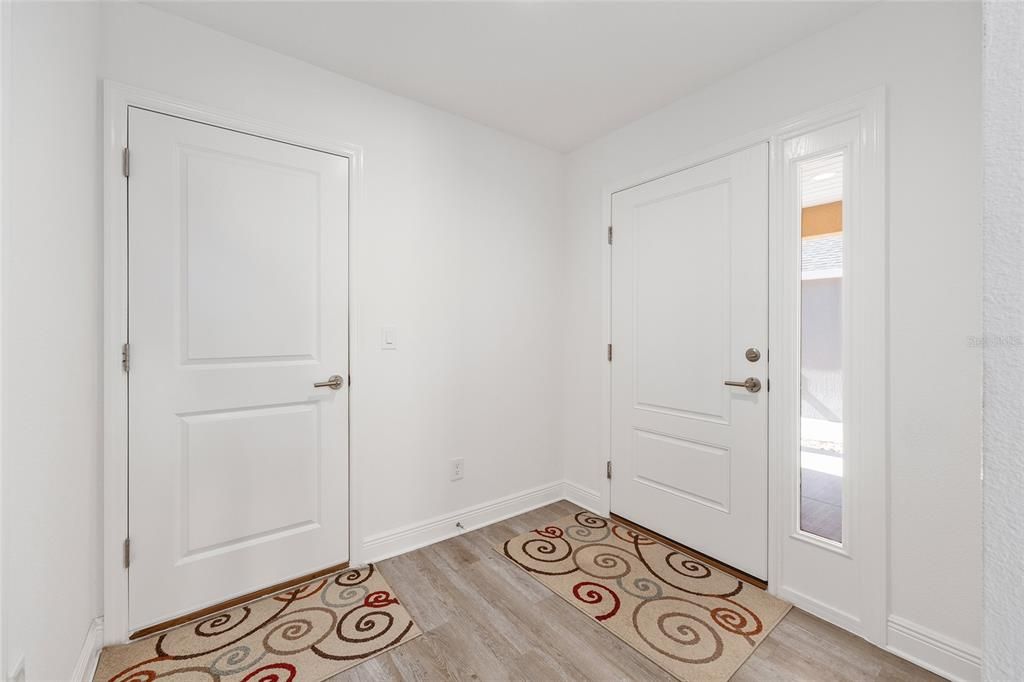 For Sale: $379,000 (3 beds, 2 baths, 1499 Square Feet)