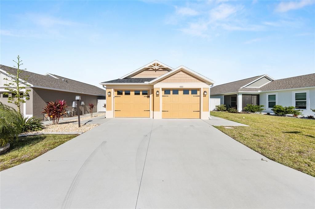 For Sale: $379,000 (3 beds, 2 baths, 1499 Square Feet)