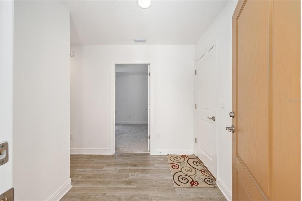 For Sale: $379,000 (3 beds, 2 baths, 1499 Square Feet)