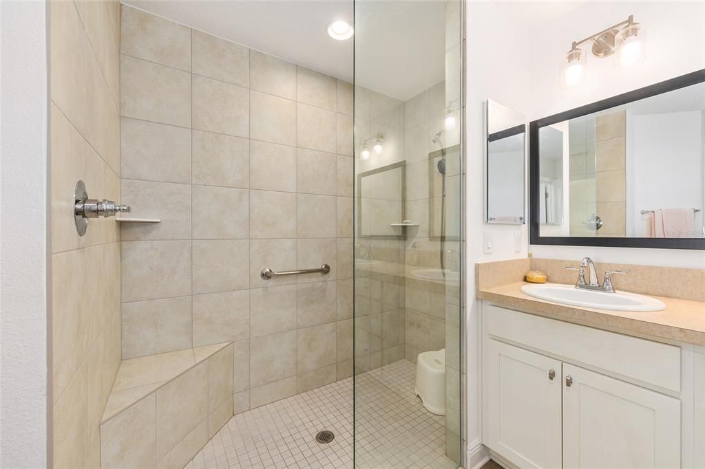 For Sale: $379,000 (3 beds, 2 baths, 1499 Square Feet)