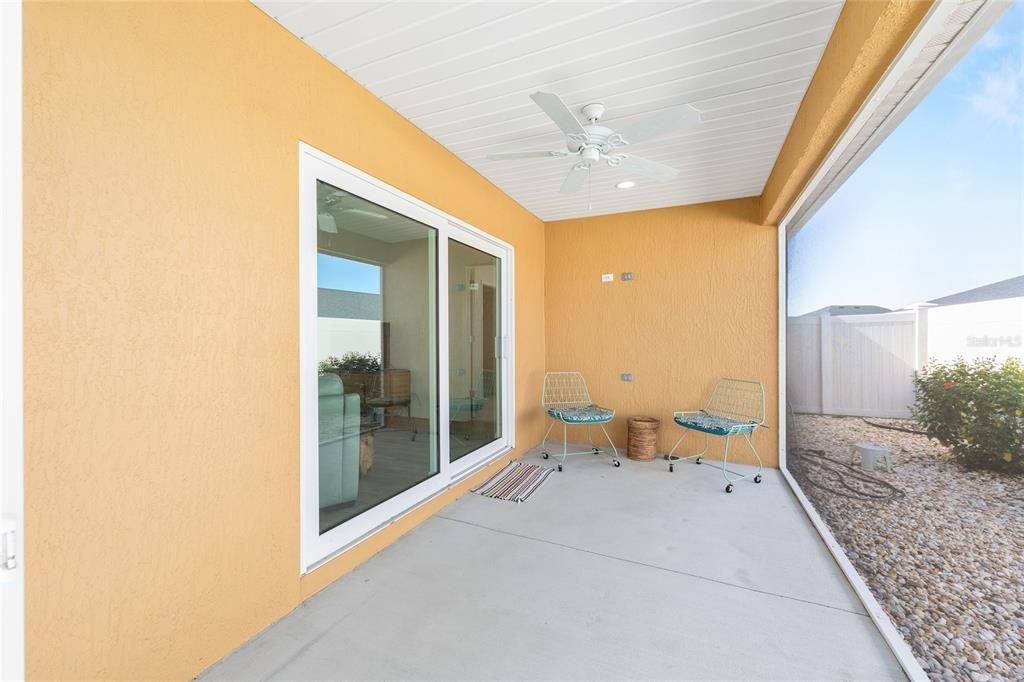 For Sale: $379,000 (3 beds, 2 baths, 1499 Square Feet)