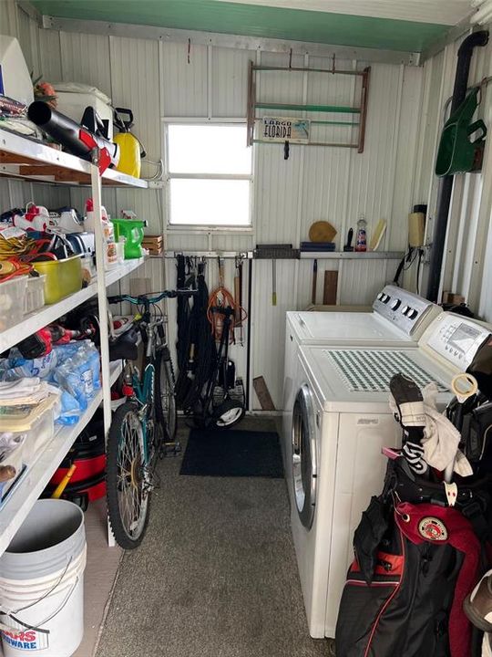 待售: $95,000 (2 贝兹, 2 浴室, 888 平方英尺)