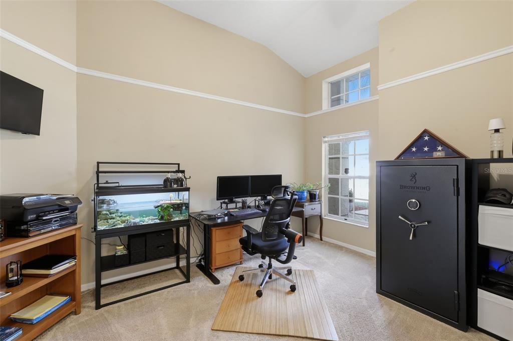 Под контрактом: $449,900 (4 спален, 2 ванн, 2292 Квадратных фут)