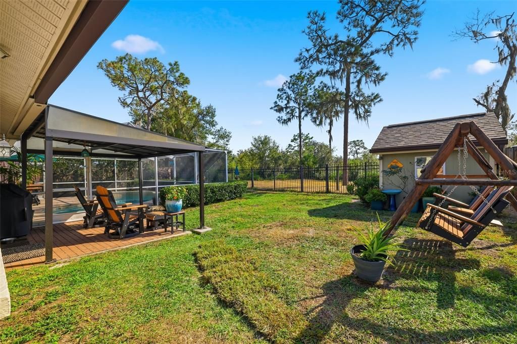 Под контрактом: $449,900 (4 спален, 2 ванн, 2292 Квадратных фут)