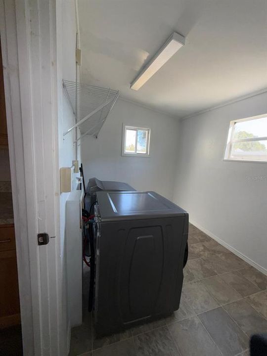 待售: $300,000 (3 贝兹, 2 浴室, 1476 平方英尺)