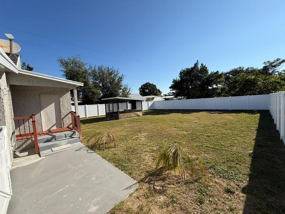 待售: $300,000 (3 贝兹, 2 浴室, 1476 平方英尺)