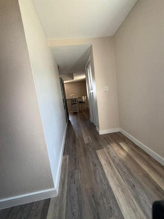 待售: $300,000 (3 贝兹, 2 浴室, 1476 平方英尺)