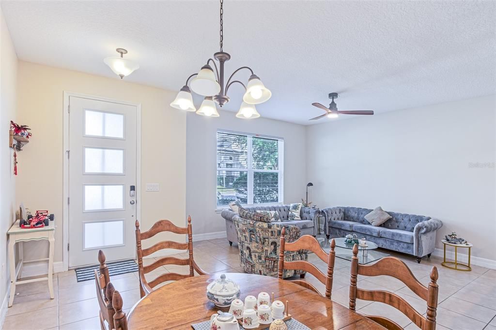 En Venta: $315,000 (3 camas, 2 baños, 1528 Pies cuadrados)