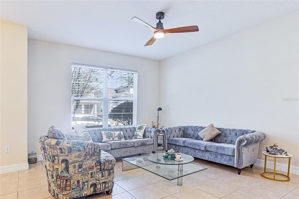 En Venta: $315,000 (3 camas, 2 baños, 1528 Pies cuadrados)