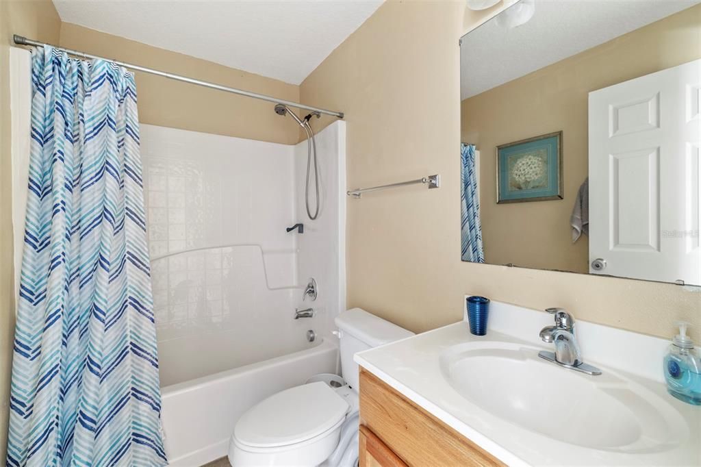 出租: $2,500 (4 贝兹, 3 浴室, 3020 平方英尺)