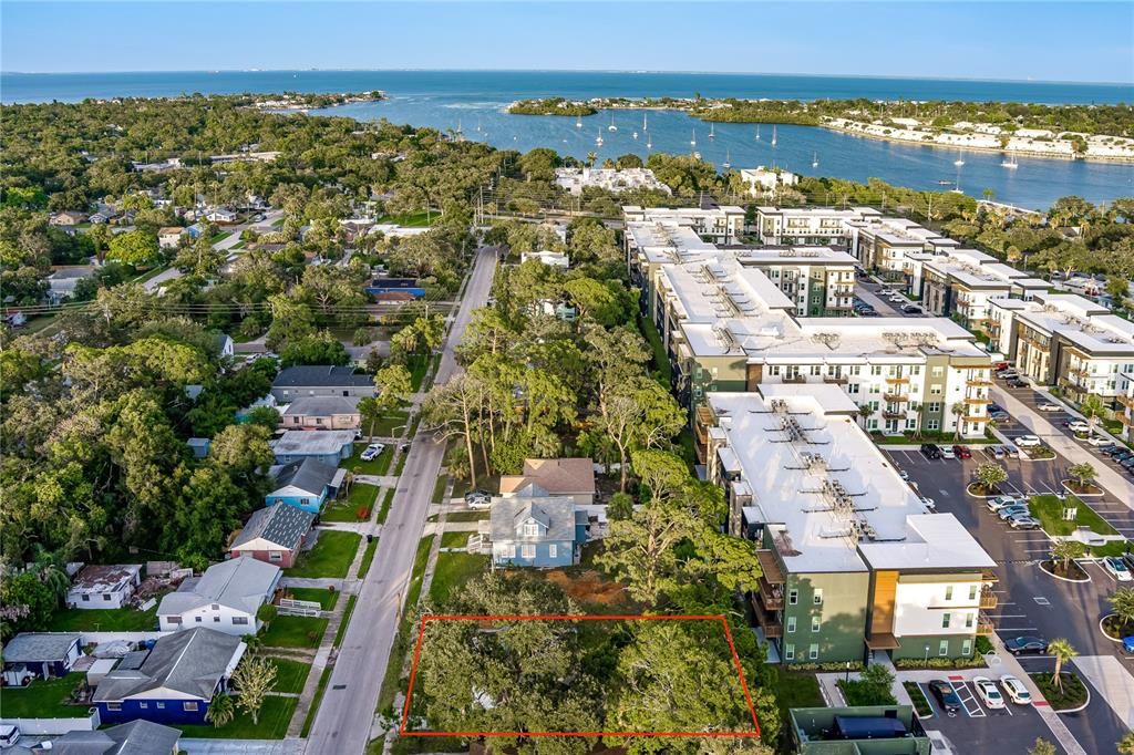 For Rent: $2,500 (3 beds, 1 baths, 1120 Square Feet)