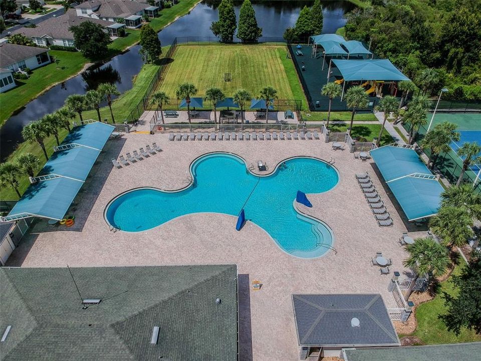 Activo con contrato: $399,900 (4 camas, 2 baños, 1709 Pies cuadrados)