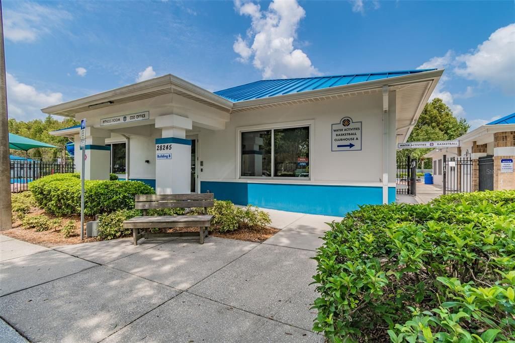 Activo con contrato: $399,900 (4 camas, 2 baños, 1709 Pies cuadrados)