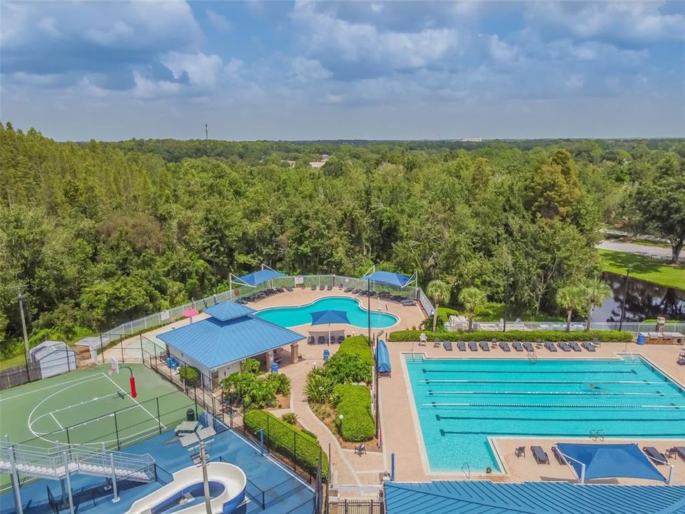 Activo con contrato: $399,900 (4 camas, 2 baños, 1709 Pies cuadrados)