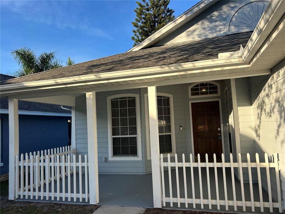 На продажу: $284,900 (3 спален, 2 ванн, 1264 Квадратных фут)