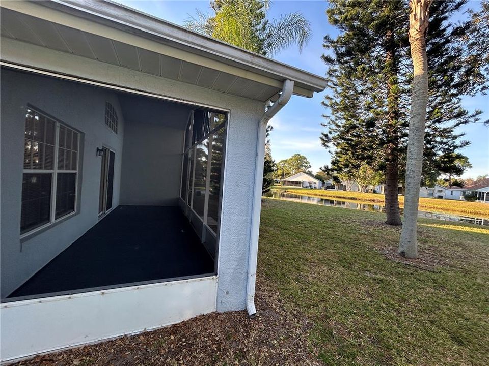 На продажу: $284,900 (3 спален, 2 ванн, 1264 Квадратных фут)