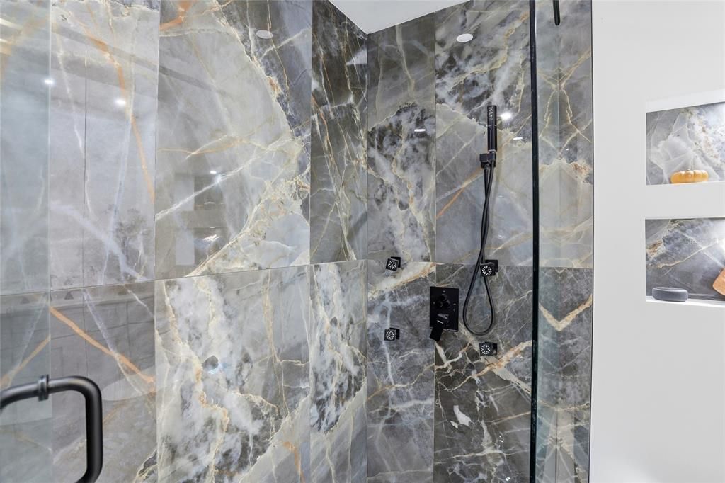 Active With Contract: $750,000 (4 beds, 3 baths, 2848 Square Feet)