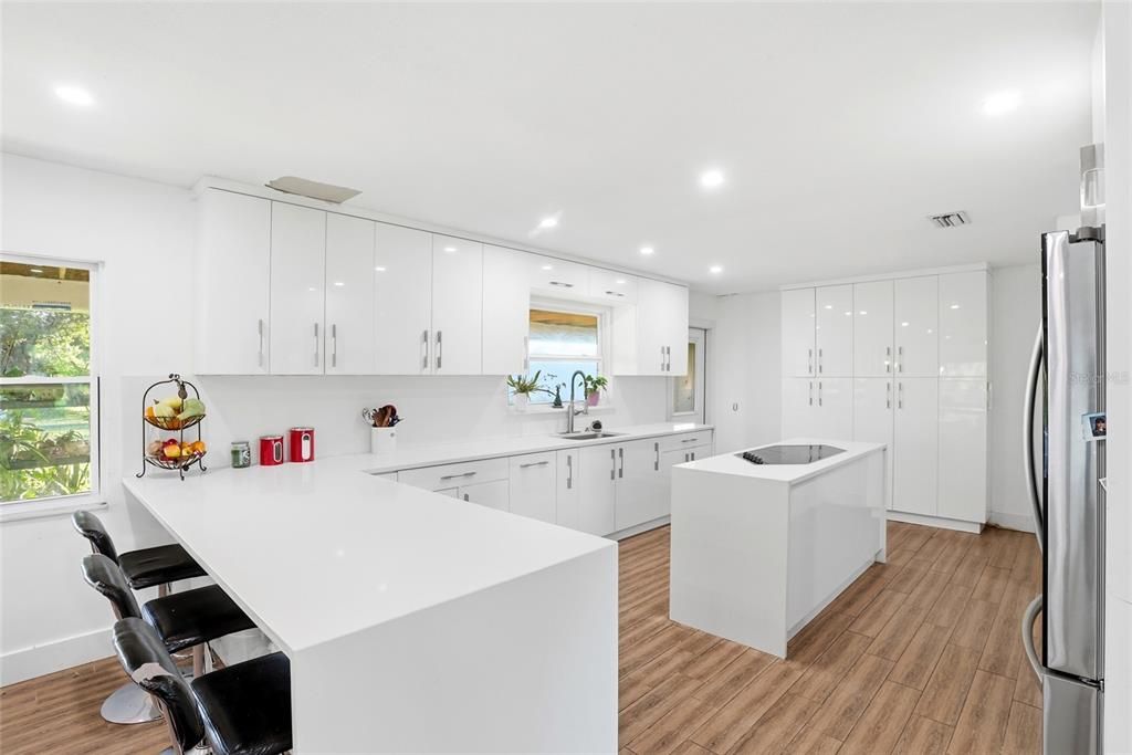 Active With Contract: $750,000 (4 beds, 3 baths, 2848 Square Feet)