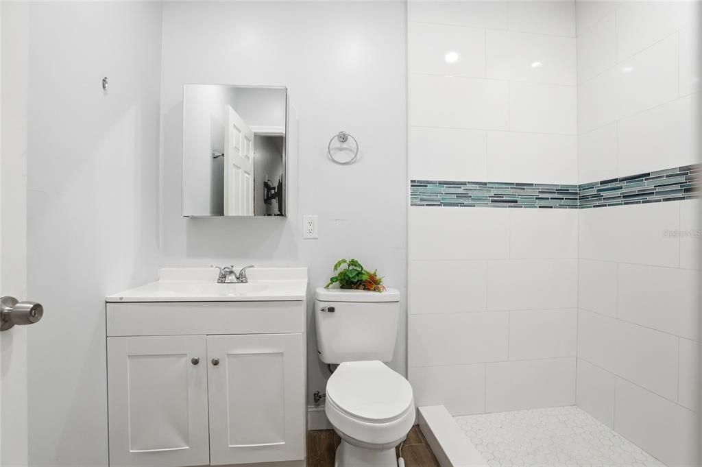 Active With Contract: $750,000 (4 beds, 3 baths, 2848 Square Feet)