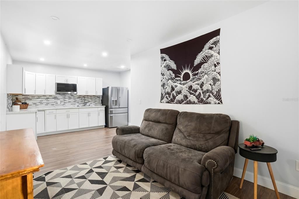 Active With Contract: $750,000 (4 beds, 3 baths, 2848 Square Feet)