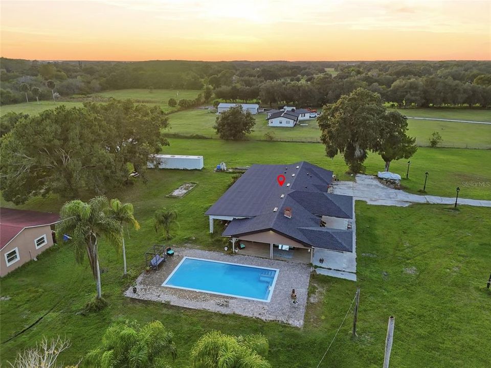 Active With Contract: $750,000 (4 beds, 3 baths, 2848 Square Feet)