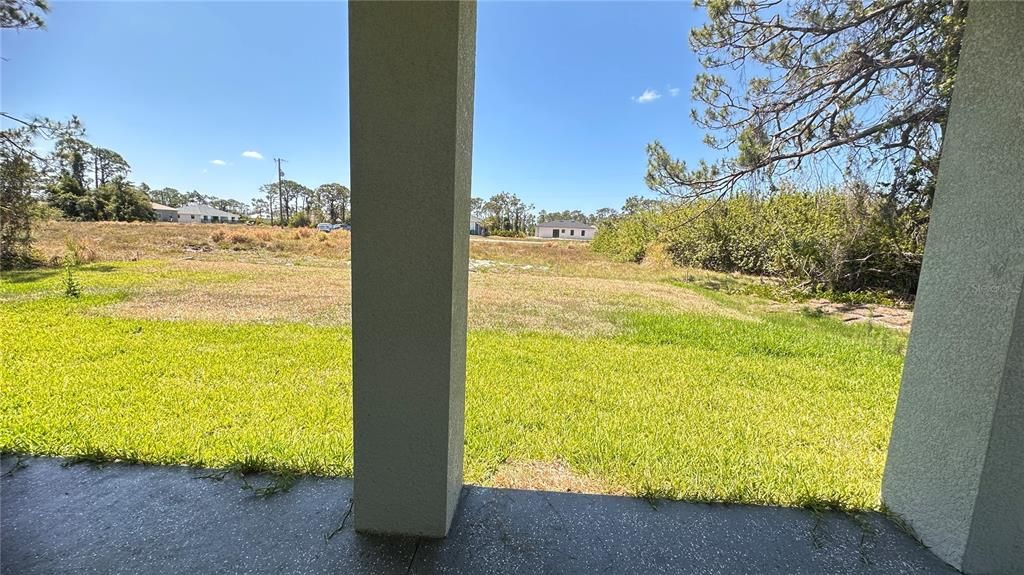 For Rent: $1,995 (3 beds, 2 baths, 1656 Square Feet)