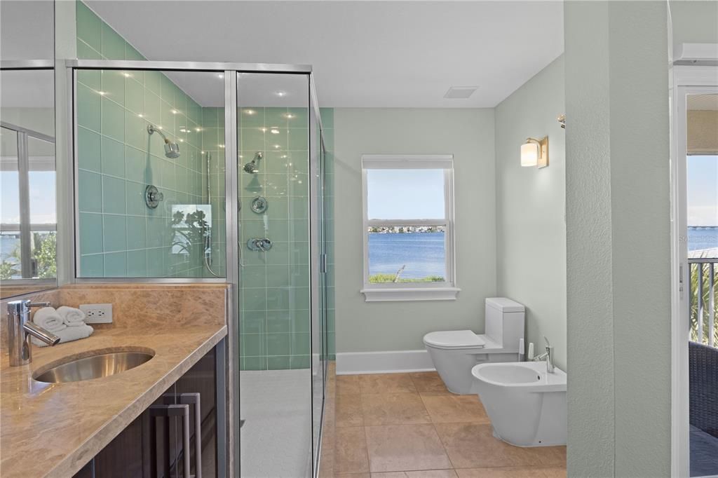 На продажу: $1,295,000 (3 спален, 2 ванн, 1722 Квадратных фут)