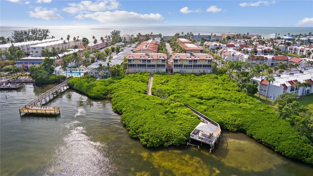 На продажу: $1,295,000 (3 спален, 2 ванн, 1722 Квадратных фут)