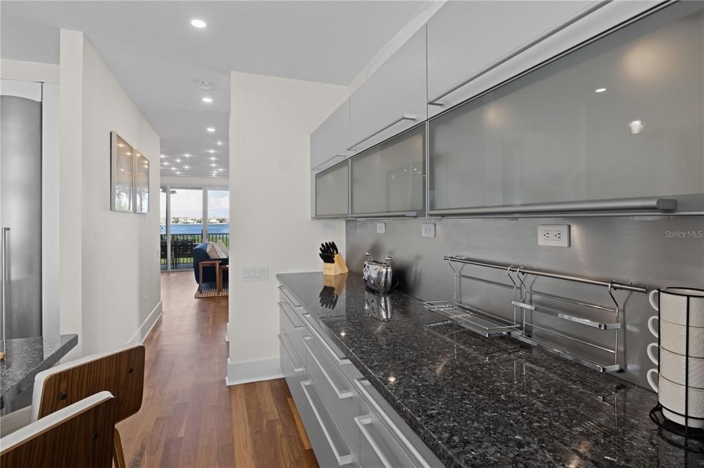 На продажу: $1,295,000 (3 спален, 2 ванн, 1722 Квадратных фут)