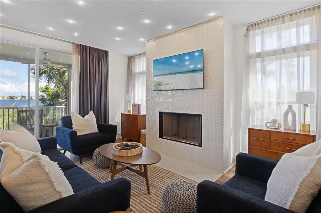 На продажу: $1,295,000 (3 спален, 2 ванн, 1722 Квадратных фут)