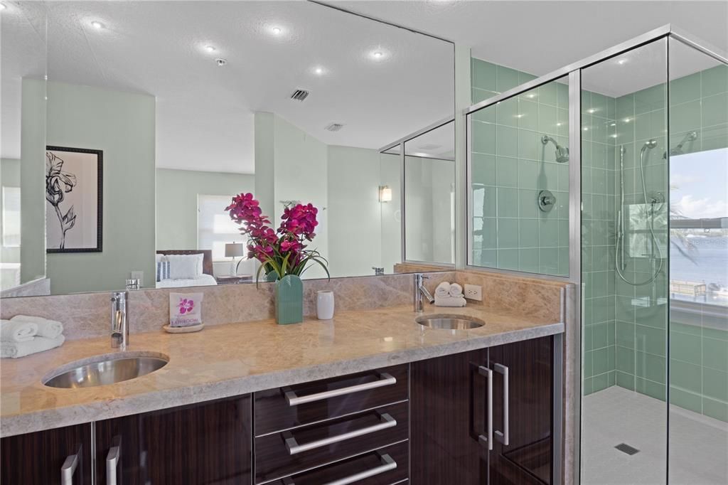 На продажу: $1,295,000 (3 спален, 2 ванн, 1722 Квадратных фут)