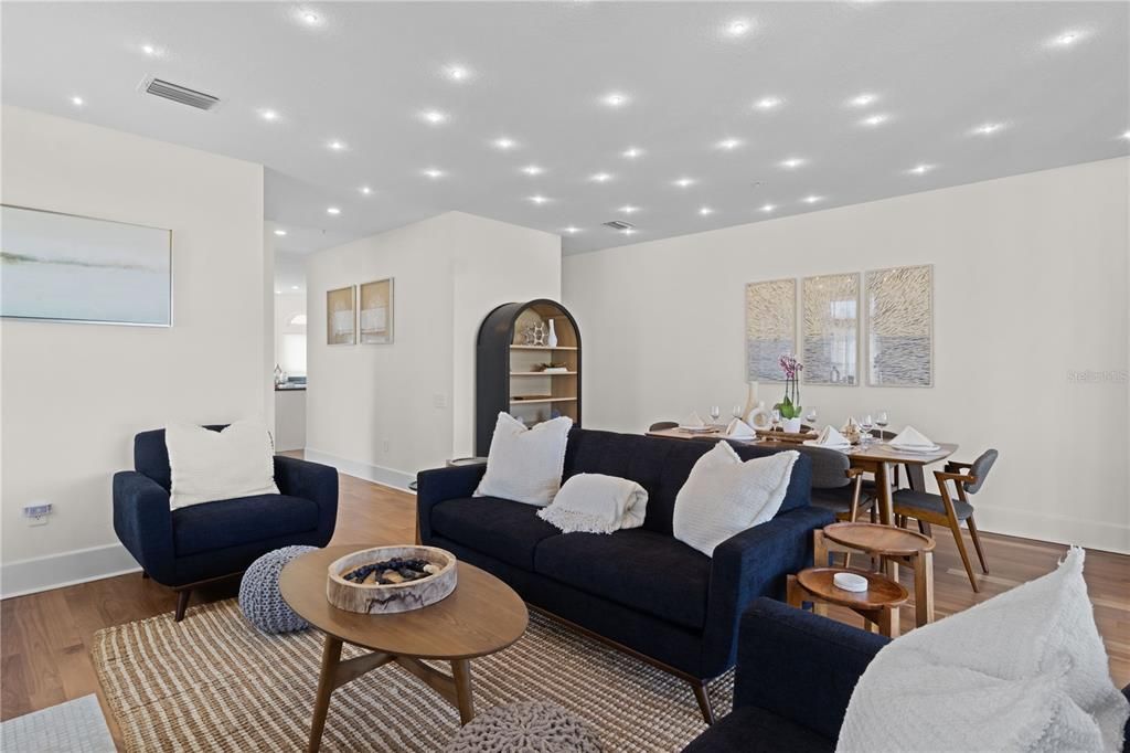 На продажу: $1,295,000 (3 спален, 2 ванн, 1722 Квадратных фут)