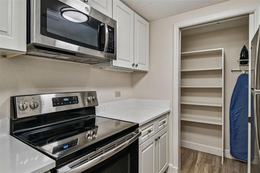 En Venta: $275,000 (1 camas, 1 baños, 825 Pies cuadrados)