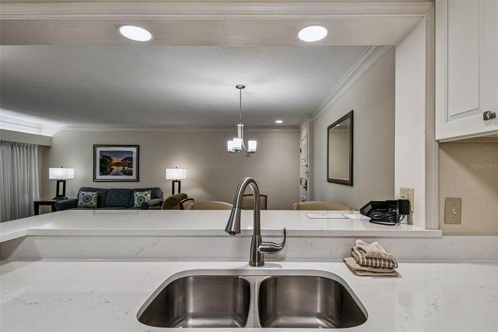 En Venta: $275,000 (1 camas, 1 baños, 825 Pies cuadrados)