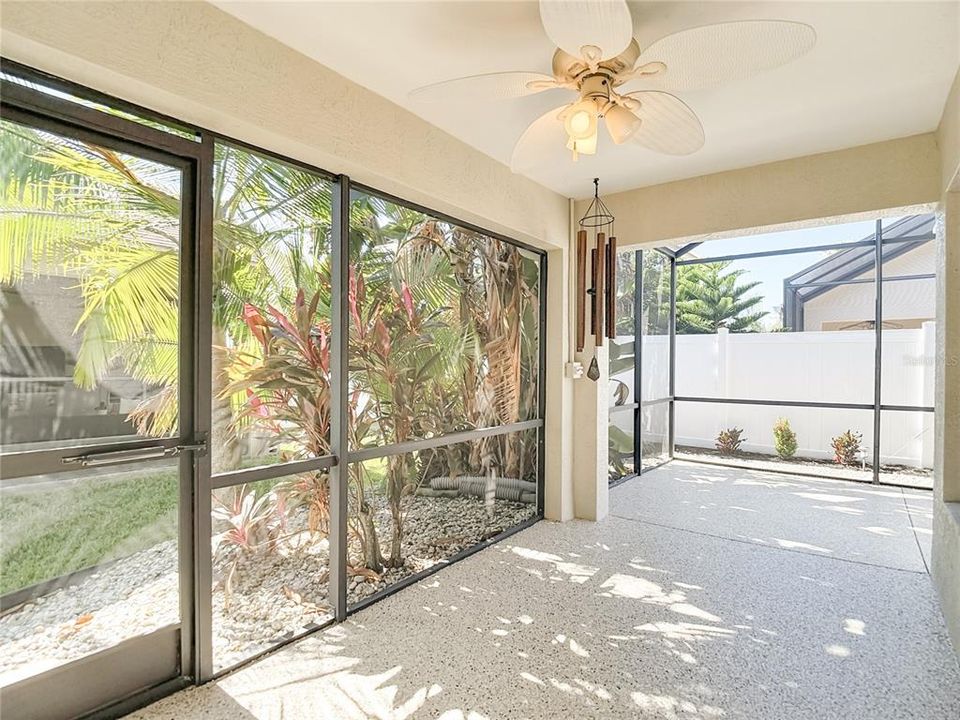 Active With Contract: $325,000 (3 beds, 2 baths, 1412 Square Feet)